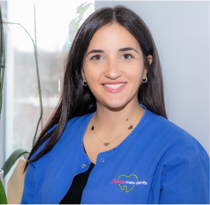 Dr. Vanessa Reuveni | Dentist | Jaime mes dents